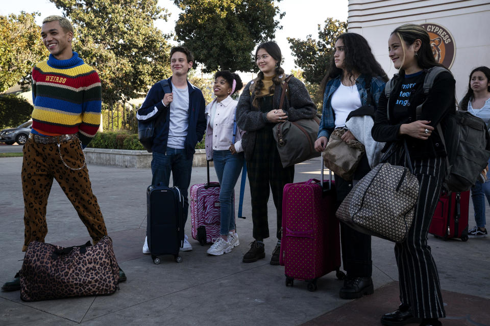 The cast of HBO's teen dramedy, Generation (left to right): Justice Smith, Uly Schlesinger, Nathanya Alexander, Lukita Maxwell, Haley Sanchez, and Chase Sui Wonders. (Photo: HBO Max)