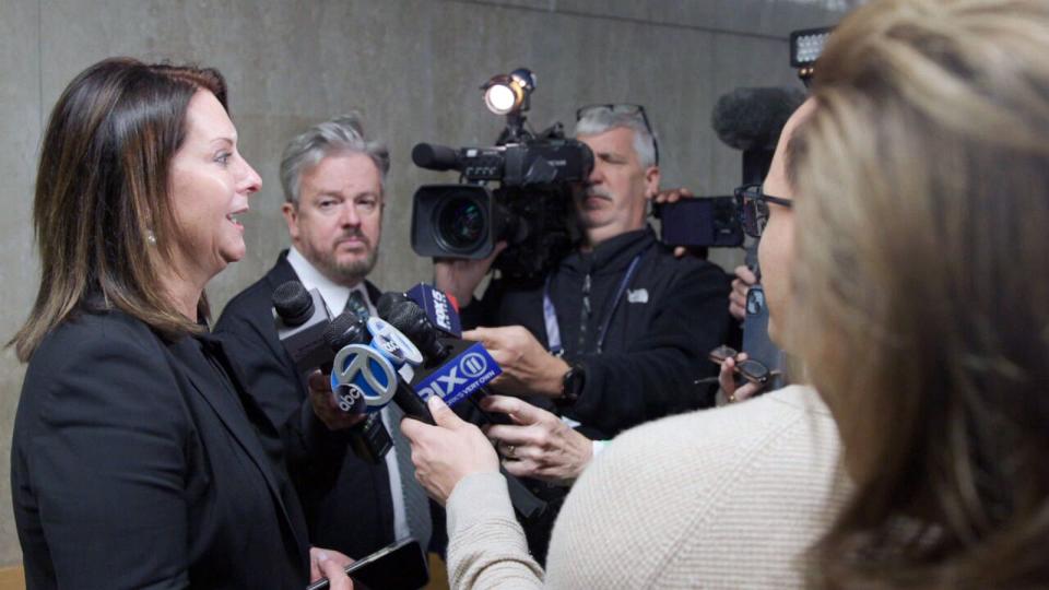 PHOTO: Linda Clary, whose been fighting to find answers about the death of her son John Umberger since last year, speaks to reporters about the case. (ABC News)