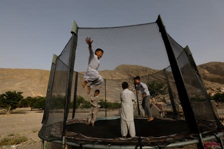 The Wider Image: "Under Siege": Fear and defiance mark life for Pakistan's Hazaras