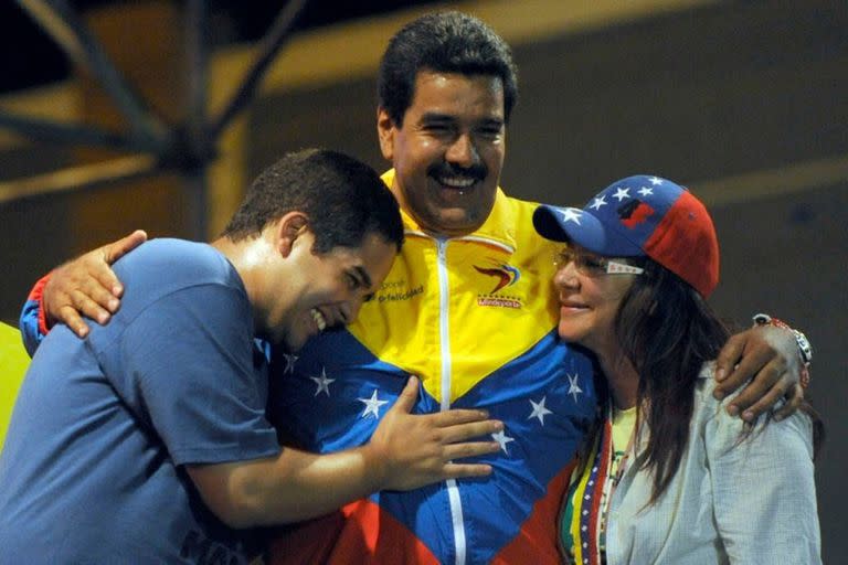 El hijo del líder chavista compite por un escaño en el estado de La Guaira en las elecciones parlamentarias del domingo próximo