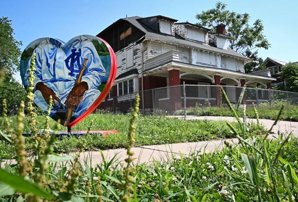 “Monarch Tribute,” a Parade of Hearts entry created by artist Anthony High Sr., sits in front of the former home of Monarchs legend Leroy “Satchel” Paige at 2626 E. 28th St.