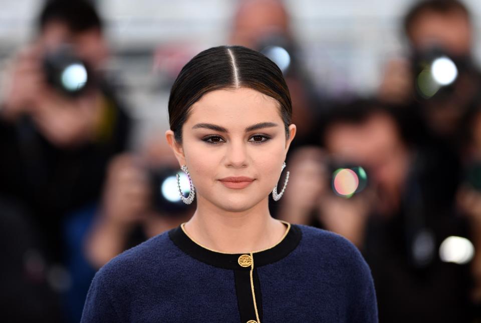 Selena Gomez es un ejemplo perfecto de rostro redondo. En esta imagen, se encuentra en el Festival de Cannes, Francia, en mayo de 2019. (Mustafa Yalcin/Anadolu Agency/Getty Images)