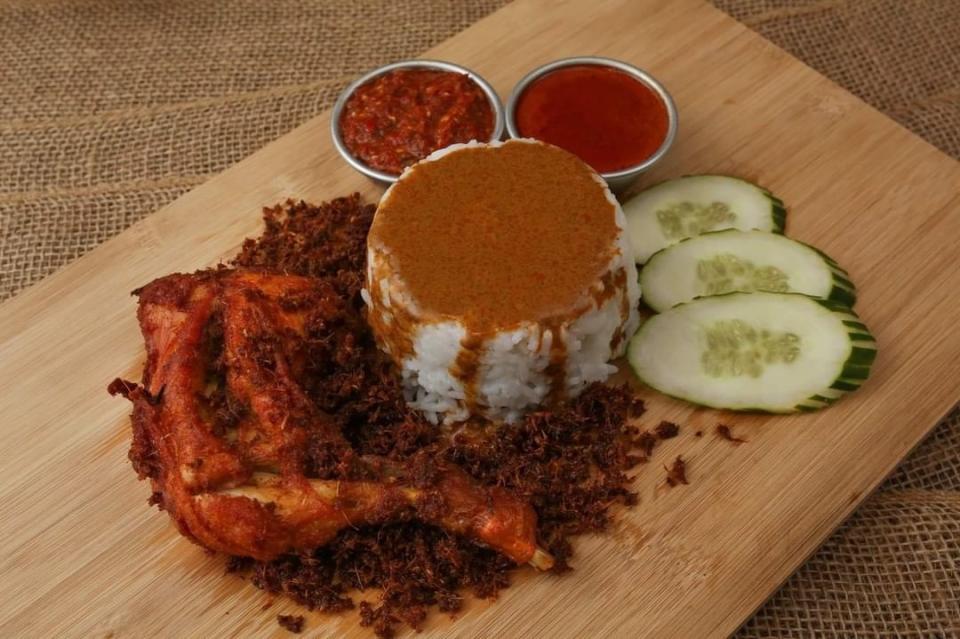 best nasi kukus in KL and PJ Malaysia kuala Lumpur heritage hawker food dining guide