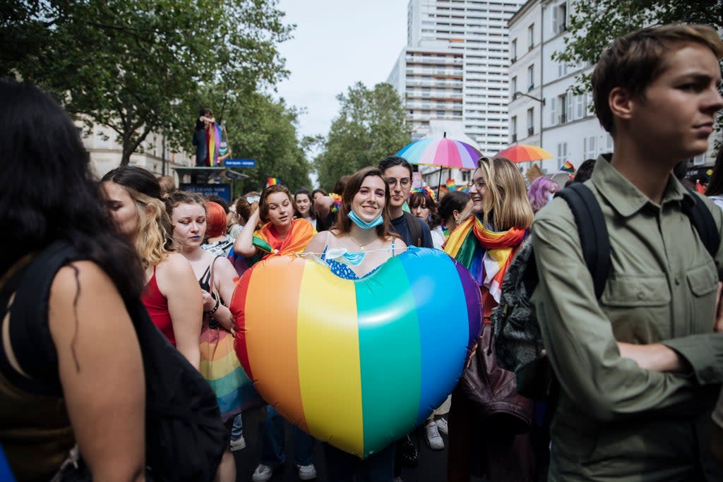 EUR-GEN FRANCIA-LGBTQ DERECHOS (AP)