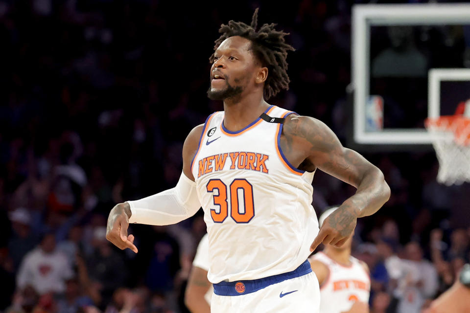 Julius Randle and the Knicks head to Miami with their series against the Heat tied 1-1. (Brad Penner/Reuters)
