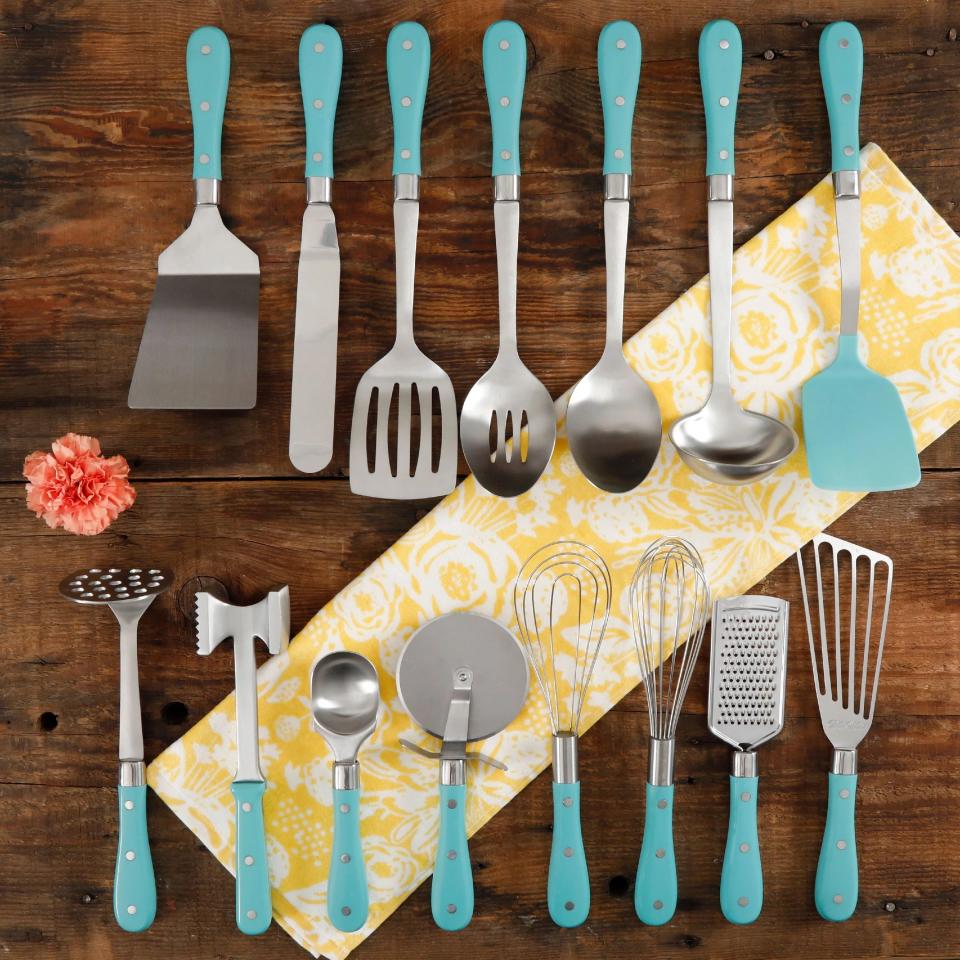 the aqua utensil set