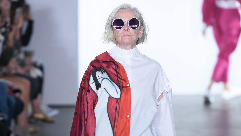 Lyn Slater walks the runway at the Just In Case fashion show on September 10, 2017 in New York City. - Yuchen Liao/Getty Images \