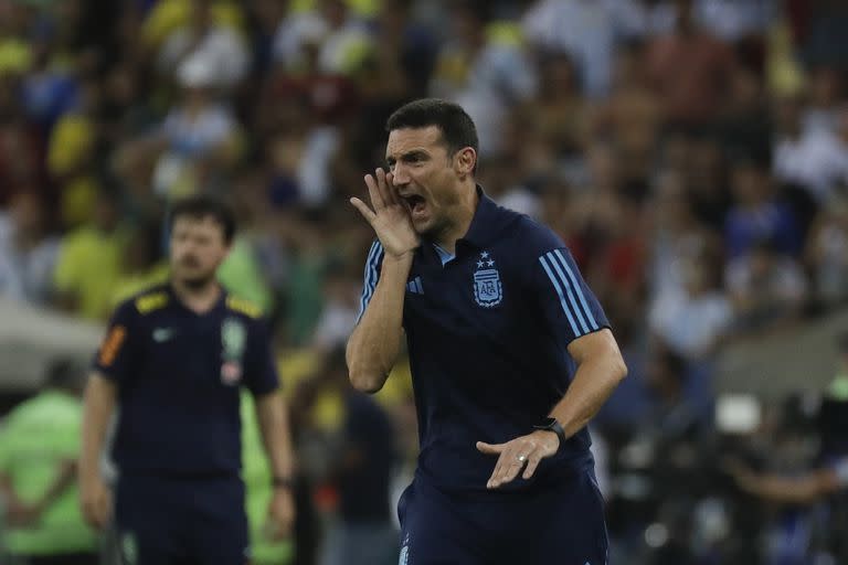 Lionel Scaloni  viajaría al sorteo de la Copa América que se realizará el 7 de diciembre próximo en Miami (AP Foto/Bruna Prado)