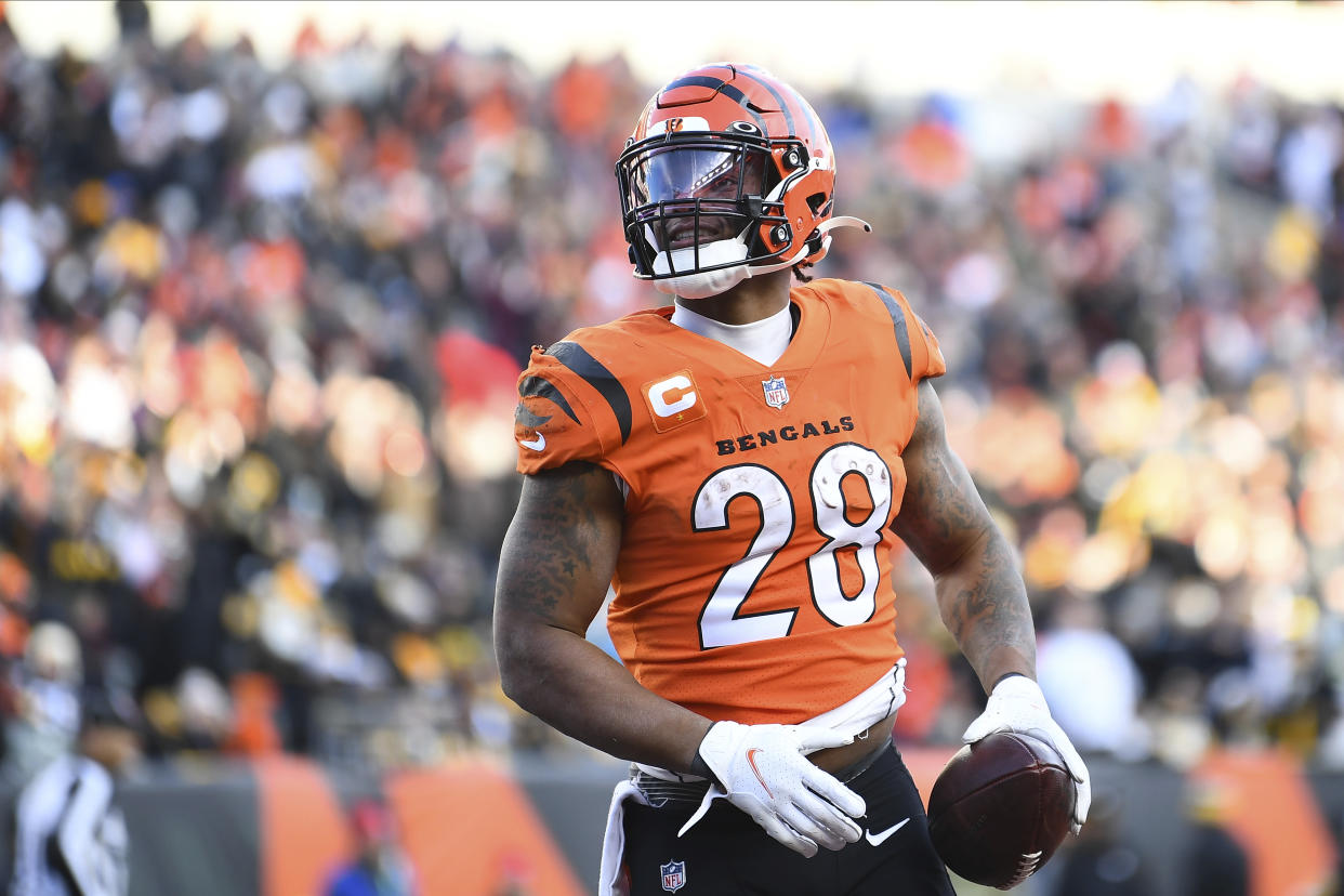 Cincinnati Bengals running back Joe Mixon (28) 