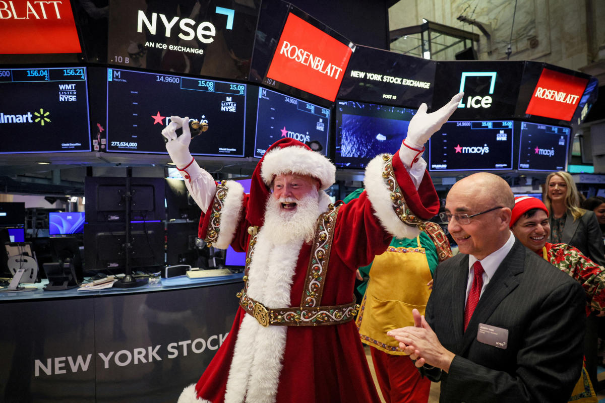 The U.S. stock market has entered the December Christmas market rally