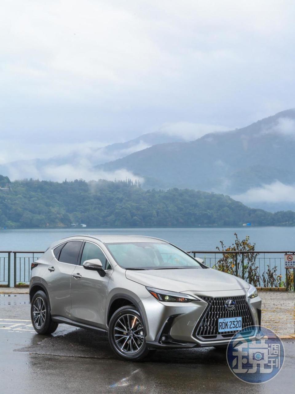 LEXUS NX 350h豪華版