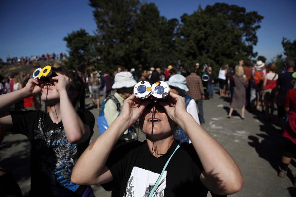 Solar eclipse watchers in Victoria in 2017