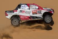 La última competición que disputó antes del parón por el coronavirus fue el Rally Dakar, en el que terminó en una meritoria 13ª posición después de verse lastrado por un accidente en la segunda etapa. Se da por hecho que no participará en la edición de 2021, ya que anunció que quiere participar a tiempo completo en un campeonato de primer nivel. (Foto: Bernat Armangue / AP).