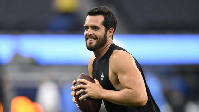 Raiders' quarterback Derek Carr 'confident' in offense entering Week 1