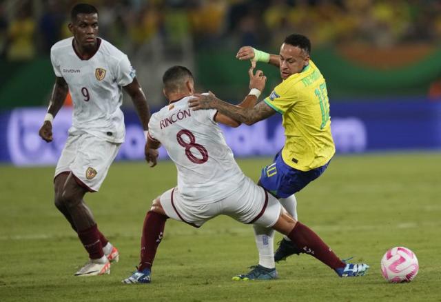 Venezuela rescata empate ante Brasil como visitante con