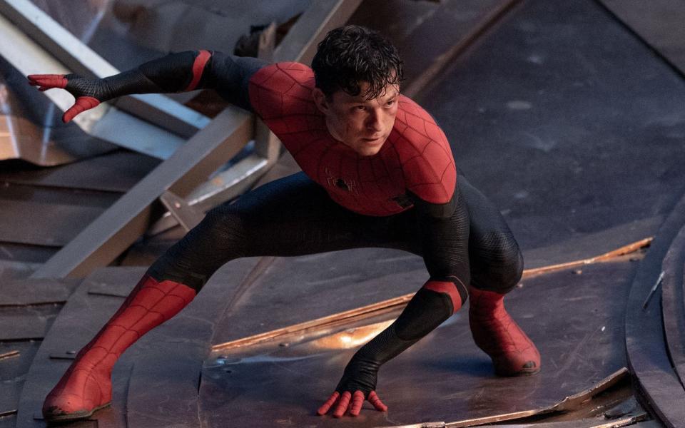 Peter Parker alias Spider-Man (Tom Holland) bekommt es mit alten Widersachern zu tun. (Bild: 2021 CTMG / Marvel)