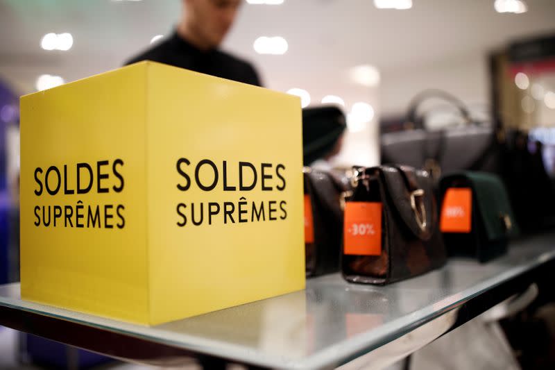 First day of winter sales in France