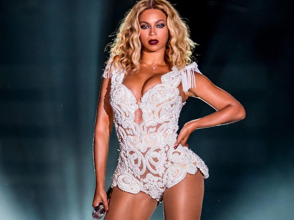 Beyoncé ist die Business-Woman unter den heutigen Soul-Divas. Gemeinsam mit ihrem Ehemann Jay-Z sitzt "Queen B" auf einen wahren Dollar-Berg, zu dem sie tüchtig beitrug. Erst als Gesicht der R'n'B-Truppe Destiny's Child und seit knapp 15 Jahren solo gilt Frau Knowles als absoluter Superstar, als politische und sozialkritische Stimme. (Bild: Getty Images / Buda Mendes)