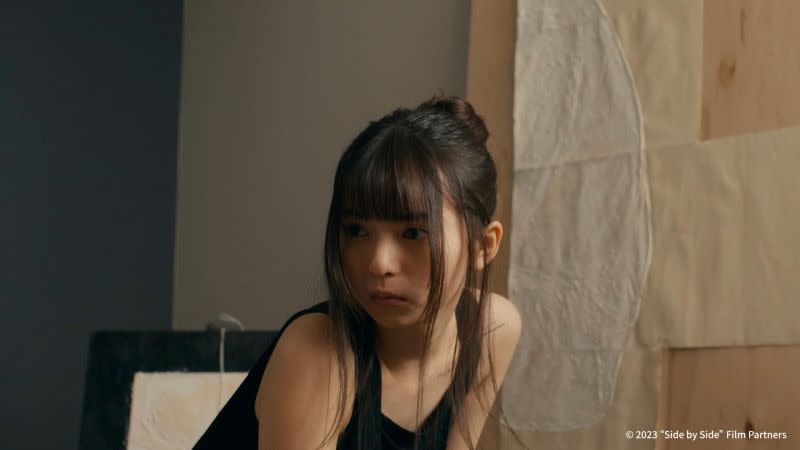 ▲女團「乃木坂46」前成員齋藤飛鳥畢業後第一部作品是《謎樣的你》，她片中飾演坂口的前女友莉子。（圖／原創娛樂）