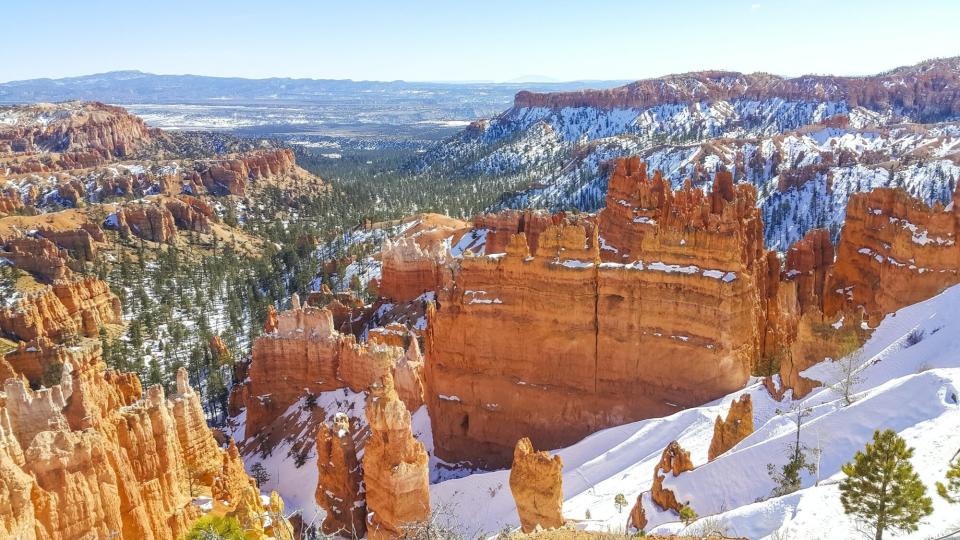 bryce canyon national park during winter