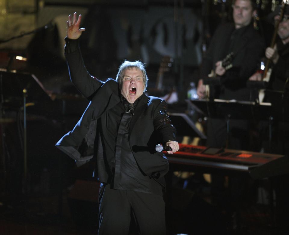 Meatloaf performs at the Songwriters Hall of Fame 2012 Annual Induction and Awards Ceremony June 14, 2012 in New York.  The Songwriters Hall of Fame celebrates songwriters, educates the public with regard to their achievements, and produces a spectrum of professional programs devoted to the development of new songwriting talent through workshops, showcases and scholarships.    AFP PHOTO / TIMOTHY A. CLARY        (Photo credit should read TIMOTHY A. CLARY/AFP/GettyImages)