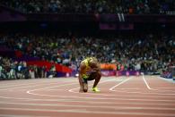 <b>Athlétisme - 100m (H)</b><br> <b>Asafa Powell</b><br> Les sprinteurs jamaïcains, emmenés par l'autoproclamé "légende" vivante Usain Bolt et Yohan Blake, ont dominé le sprint masculin lors de ces Jeux. Malheureusement pour lui, Asafa Powell n'a pas pu se mêler à la fête. L'ancien recordman du monde, a du mettre un terme à sa saison, suite à une blessure à l'adducteur gauche contractée lors de la finale du 100m. Prostré sur la piste il a aussi vu sa participation au relais 4x100 s'envoler alors que Bolt fêtait son nouveau titre olympique.