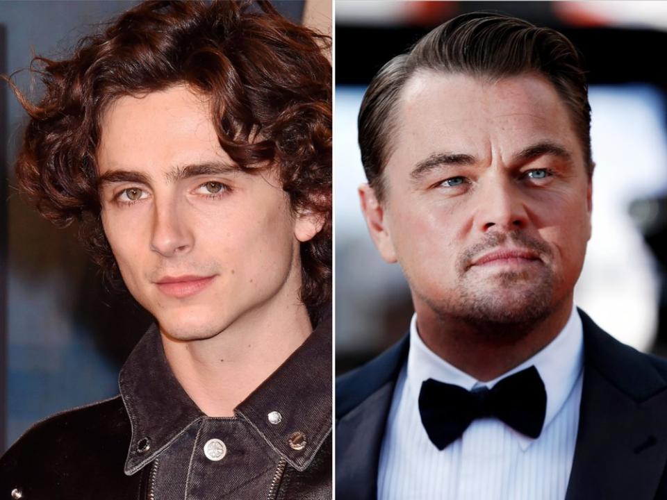 Leonardo DiCaprio (r.) stand Timothée Chalamet mit einem klugen Ratschlag zur Seite. (Bild: Andrea Raffin/Shutterstock.com/imago images/APress)