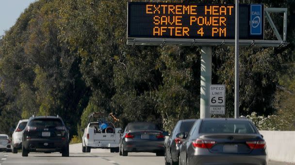 PHOTO: A sign along Interstate 580 West warns of excessive heat in Oakland, Calif., Sept. 6, 2022. Temperatures in Oakland reached 95 degrees. (East Bay Times /MediaNews Group via Getty Images)