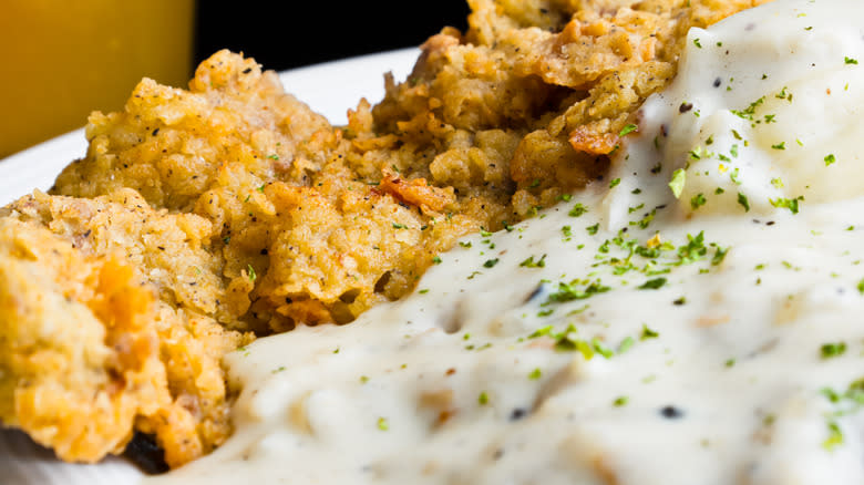 chicken fried steak white gravy chives