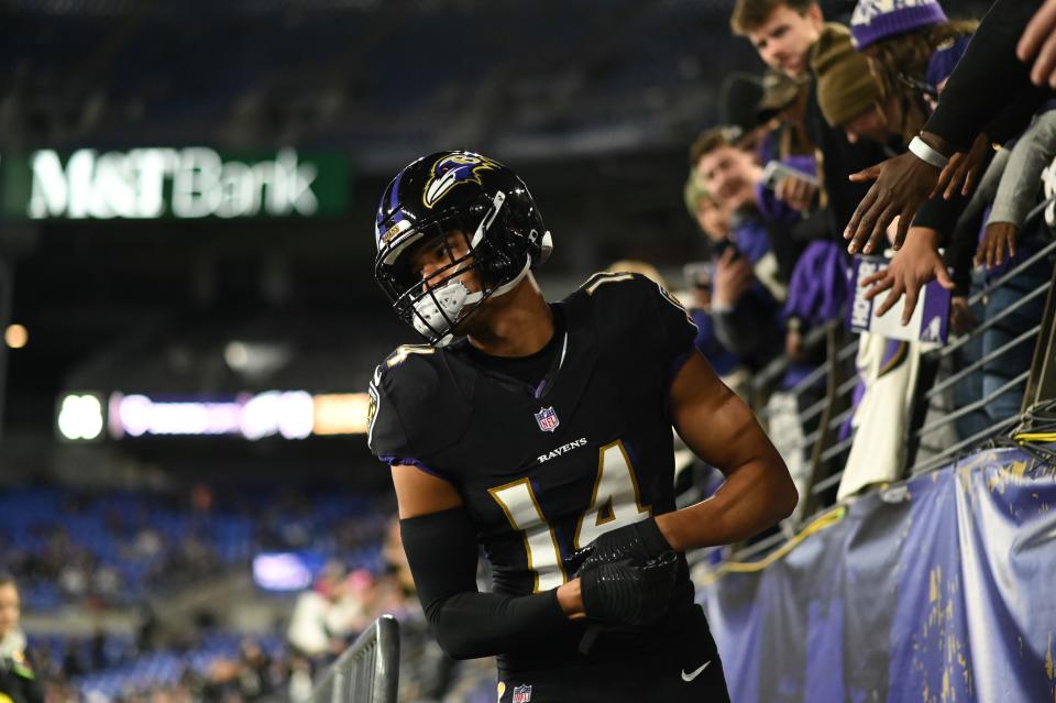 Baltimore Ravens safety Kyle Hamilton (14) before the game against the Cincinnati Bengals at M&T Bank Stadium.