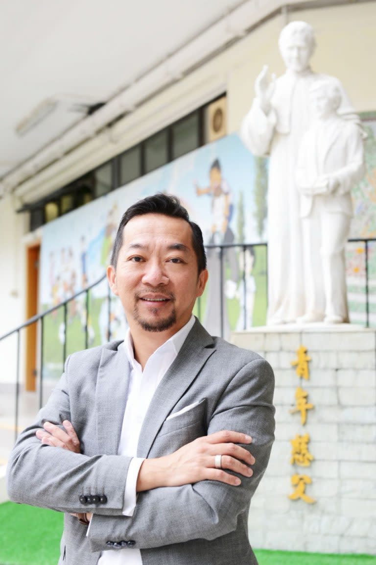 天主教慈幼會伍少梅中學李建文校長認為，在減緩學童輕生問題上，預防工作十分重要，首要是在校園建立安全、和諧的氛圍，讓學生願意在學校分享以建立支援網絡。（受訪者提供）