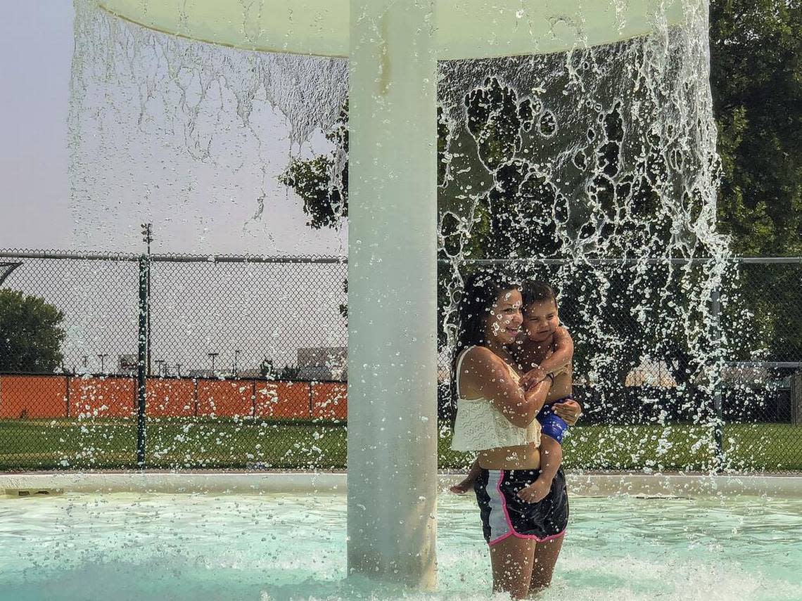 An excessive heat warning has been issued by the National Weather Service for Monday through Friday in the Tri-Cities, Wash., area.