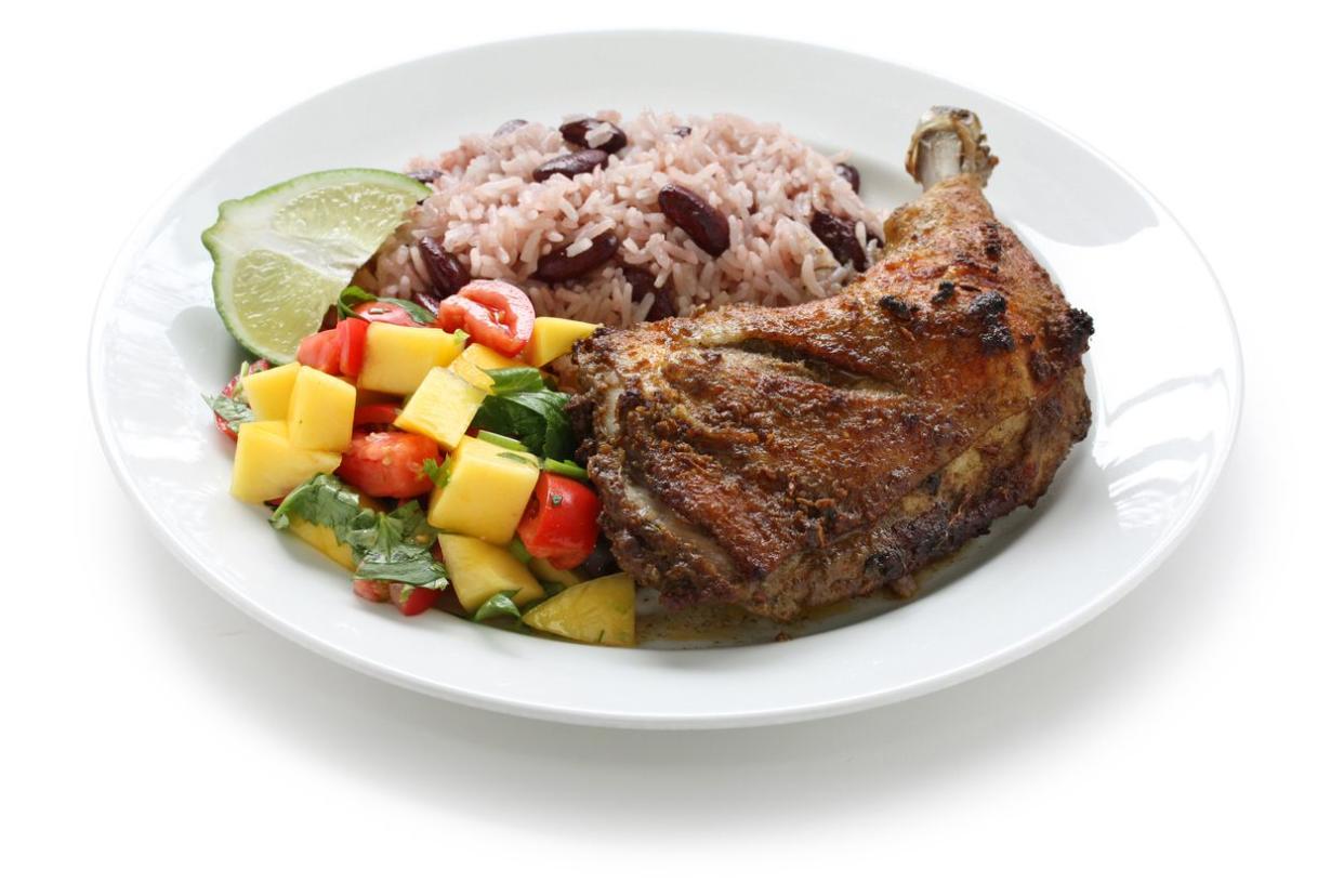 Jerk chicken plate, jamaican food