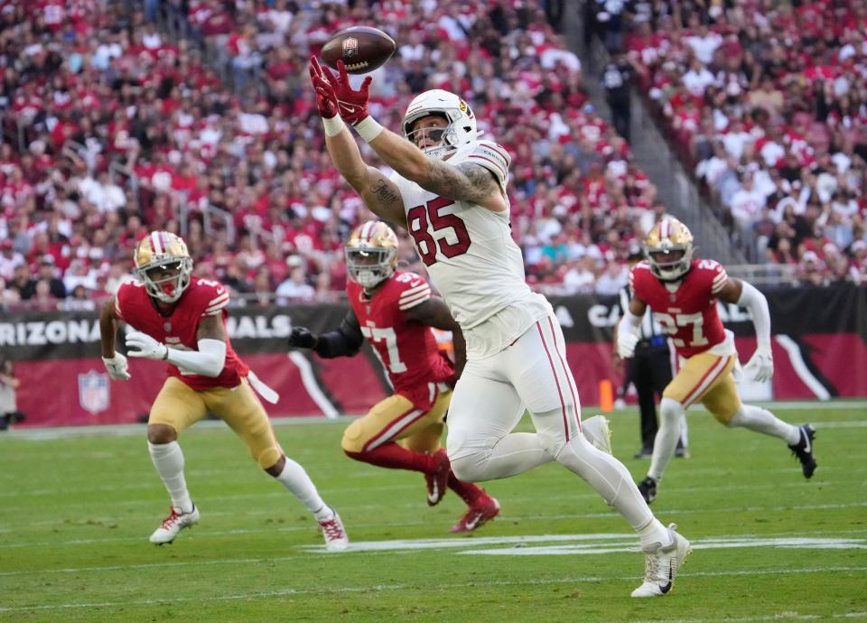 Dec 17, 2023; Glendale, Ariz, United States; Arizona Cardinals tight end Trey McBride (85) catches a pass against the San Francisco 49ers during the first quarter at State Farm Stadium. Mandatory Credit: Michael Chow-Arizona Republic