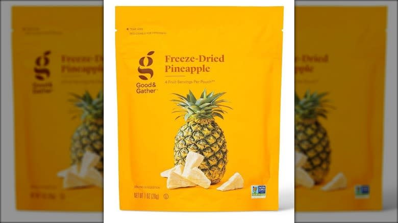 good and gather dried pineapple