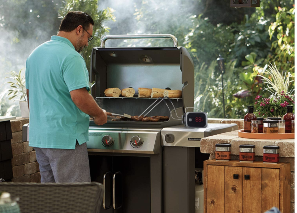 Mit dem Bluetooth Digitalthermometer wird Fleisch grillen und kochen einfach wie nie  (Bild: Amazon)