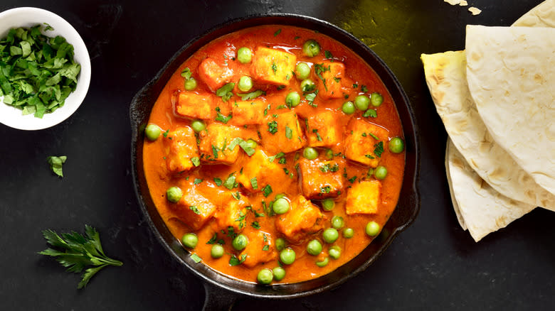 Paneer masala with peas