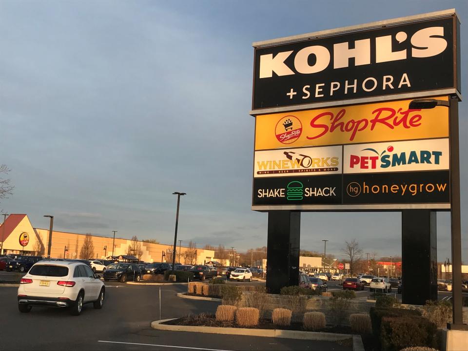 The owner of this shopping center on Route 70 at Route 73 in Marlton has proposed an expansion with more restaurants and other new tenants there.