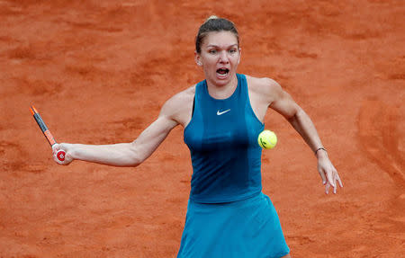 Tennis - French Open - Roland Garros, Paris, France - May 30, 2018 Romania's Simona Halep in action during her first round match against Alison Riske of the U.S. REUTERS/Pascal Rossignol
