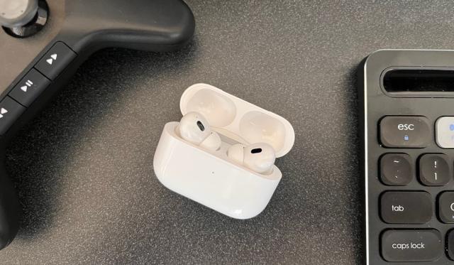 All Over Fox Head Case for AirPods Pro (2nd Gen)