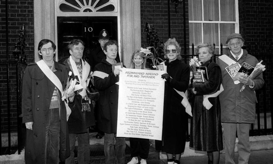 Raymond Briggs, second from left, among authors and publishers delivering a recommended reading list for Margaret Thatcher to No 10 in 1985, to support book action for nuclear disarmament.