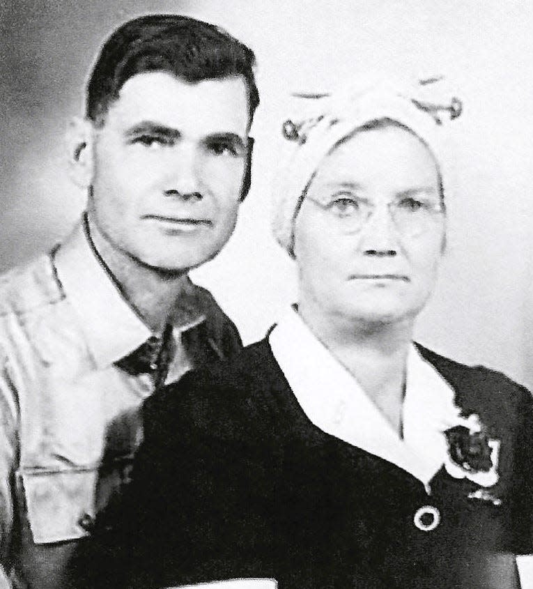 Julius Jewell Pierce and his wife Carl Clemmie were parents of eight children.