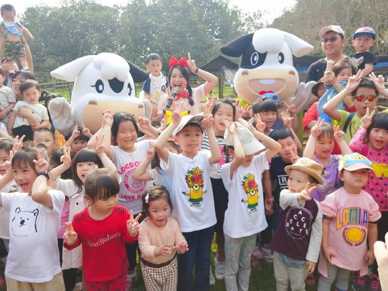 中秋到埔心牧場與動物同樂，還可以追星、大吃烤肉餐。（圖／埔心牧場提供）