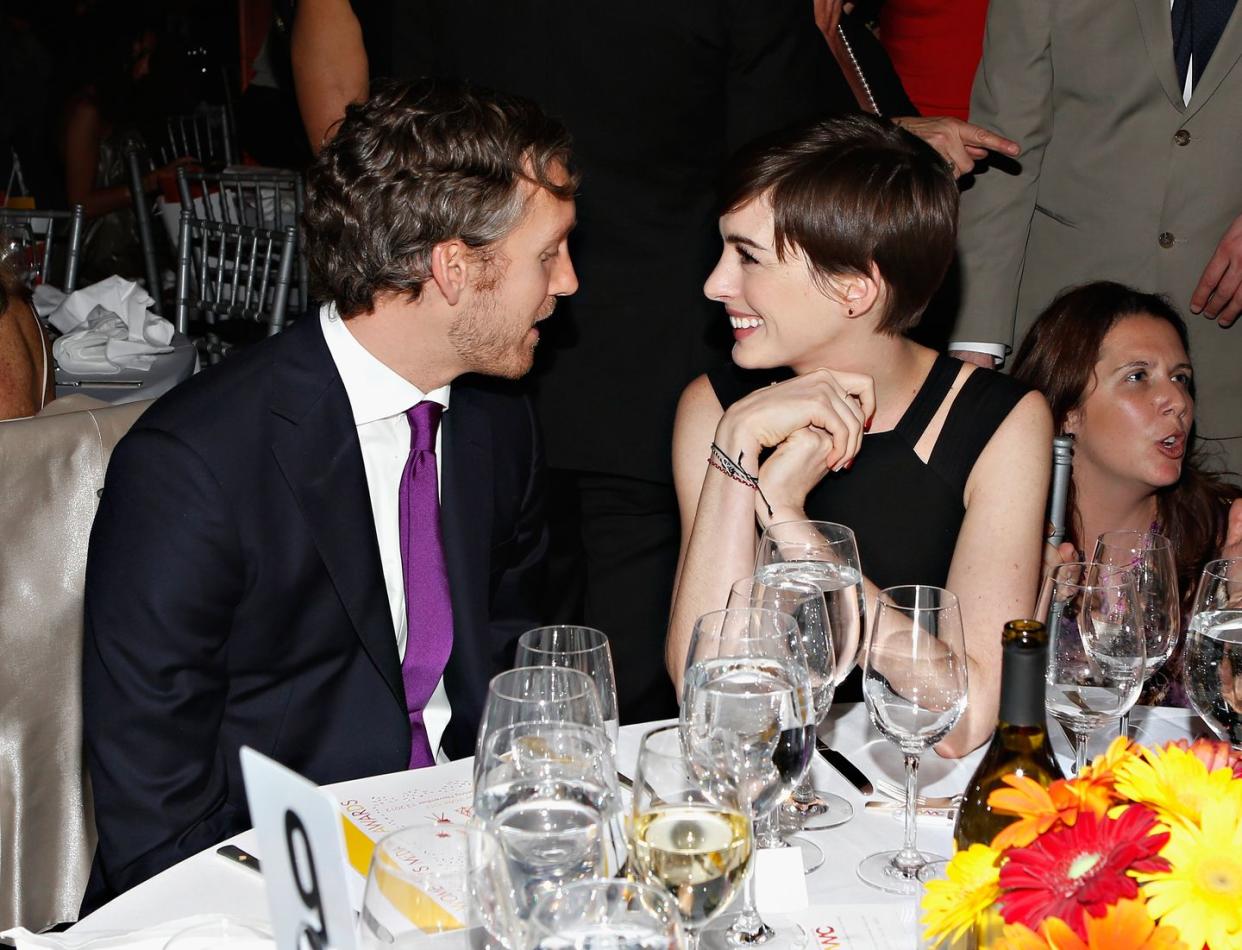 new york, ny november 13 actress anne hathaway r and her husband adam shulman attend the 2012 womens media awards at guastavinos on november 13, 2012 in new york city photo by cindy ordgetty images