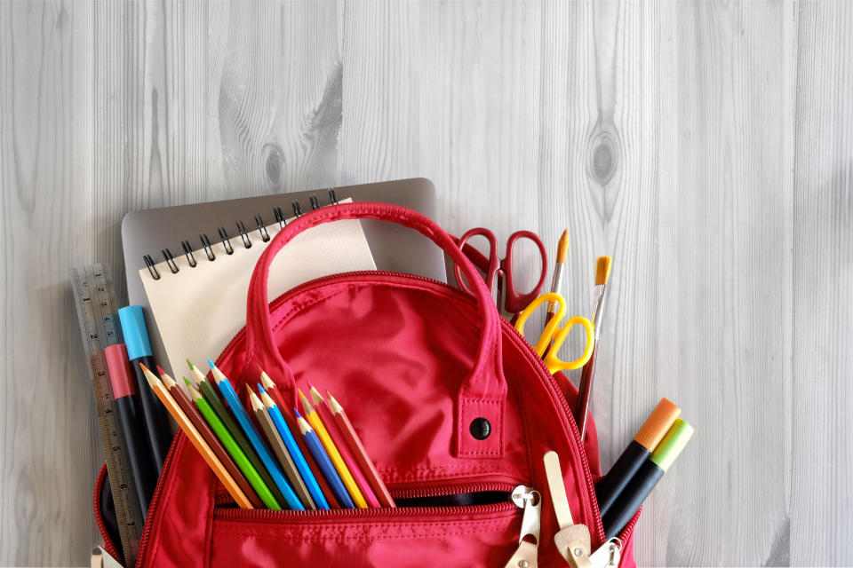 If you&rsquo;re looking for budget-friendly items in bulk, the sites we recommend are <a href="https://fave.co/3fe1Xn9" target="_blank" rel="noopener noreferrer">Discount School Supply</a>, <a href="https://fave.co/39EWx3p" target="_blank" rel="noopener noreferrer">Staples</a> and <a href="https://fave.co/3dJANVG" target="_blank" rel="noopener noreferrer">Office Depot</a>. (Photo: BongkarnThanyakij via Getty Images)