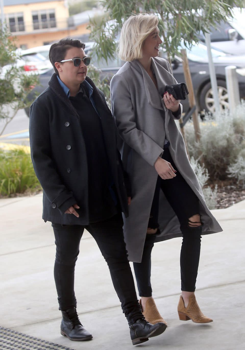 The pair were seen running errands in Melbourne on Wednesday. Source: Diimex