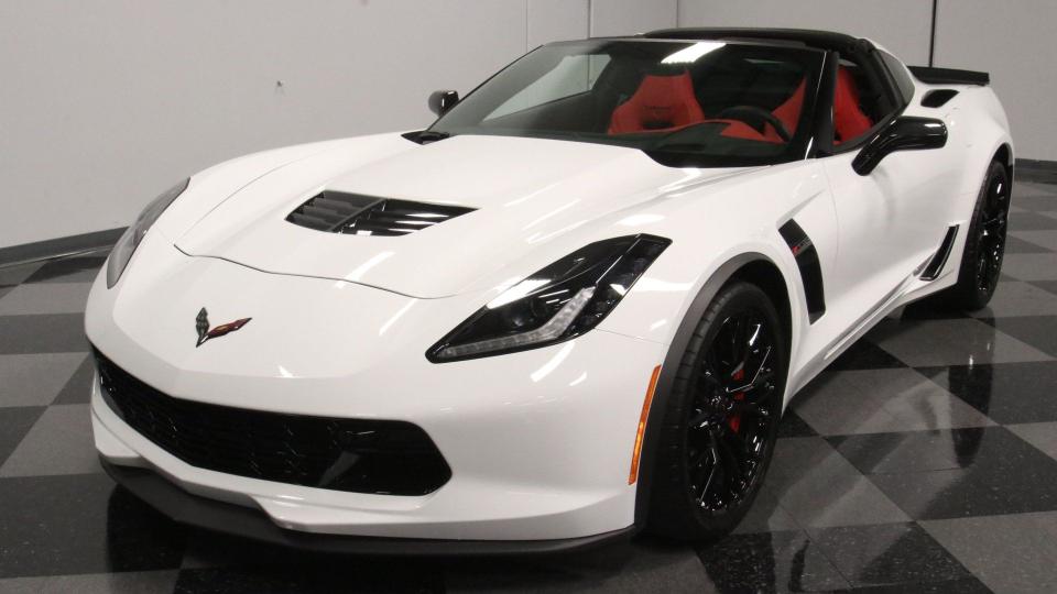 <a href="https://buy.motorious.com/vehicles/191861/2016-chevrolet-corvette-z06" rel="nofollow noopener" target="_blank" data-ylk="slk:I;elm:context_link;itc:0;sec:content-canvas" class="link ">I</a>mage Via Speed Digital