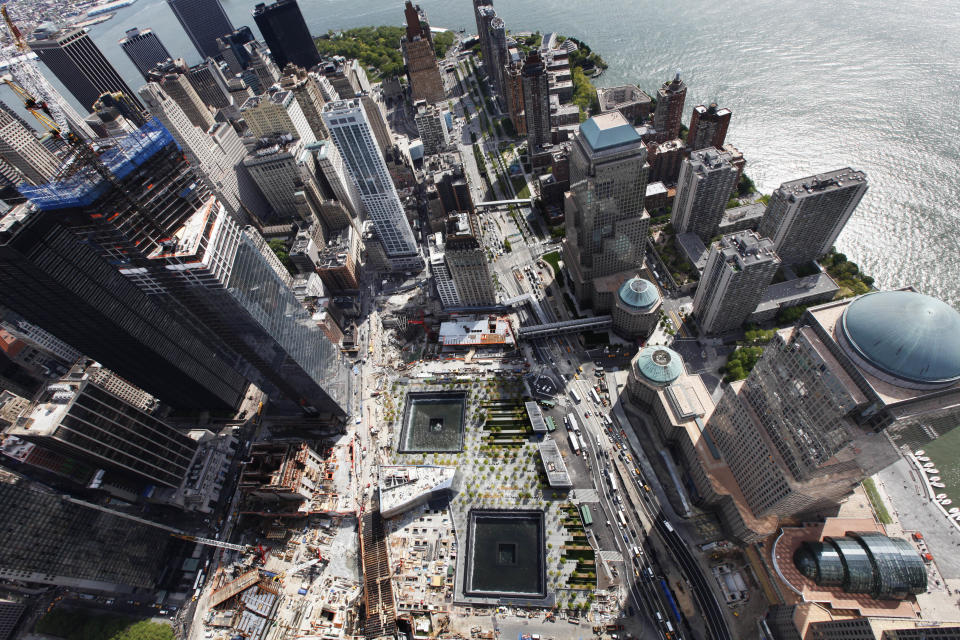 One World Trade Center Becomes Tallest Building In New York