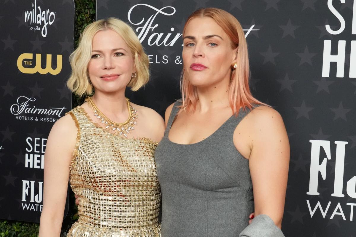 Michelle Williams Brings BFF Busy Philipps as Her Date to Critics