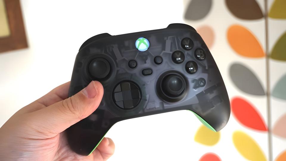 Xbox 20th Anniversary Controller